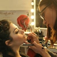 Sara Martino Make-Up Artist chat bot